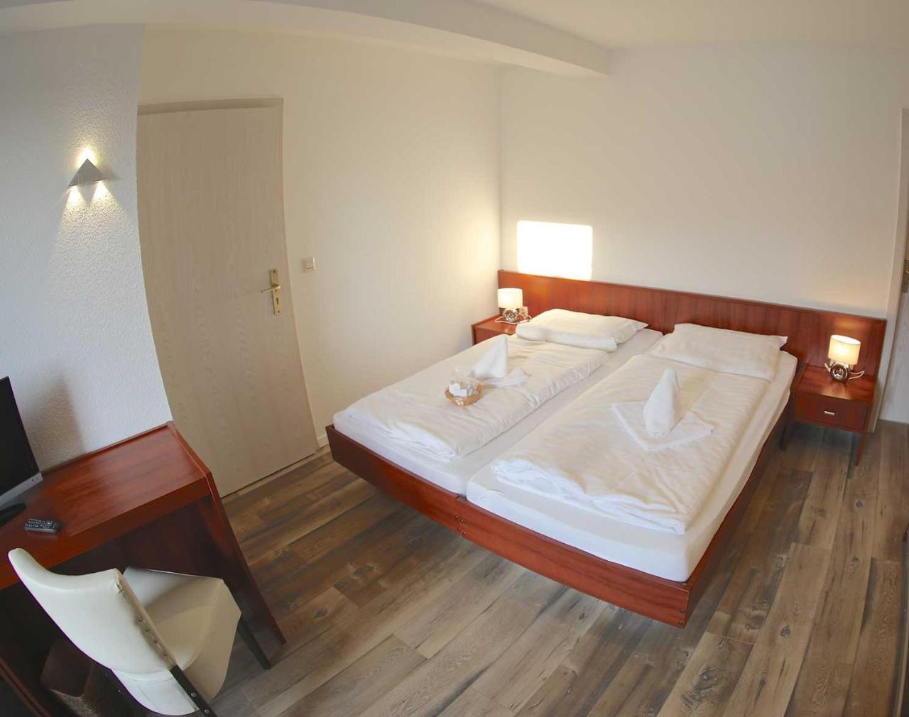 Parkhotel Am Schloss Machern Luaran gambar